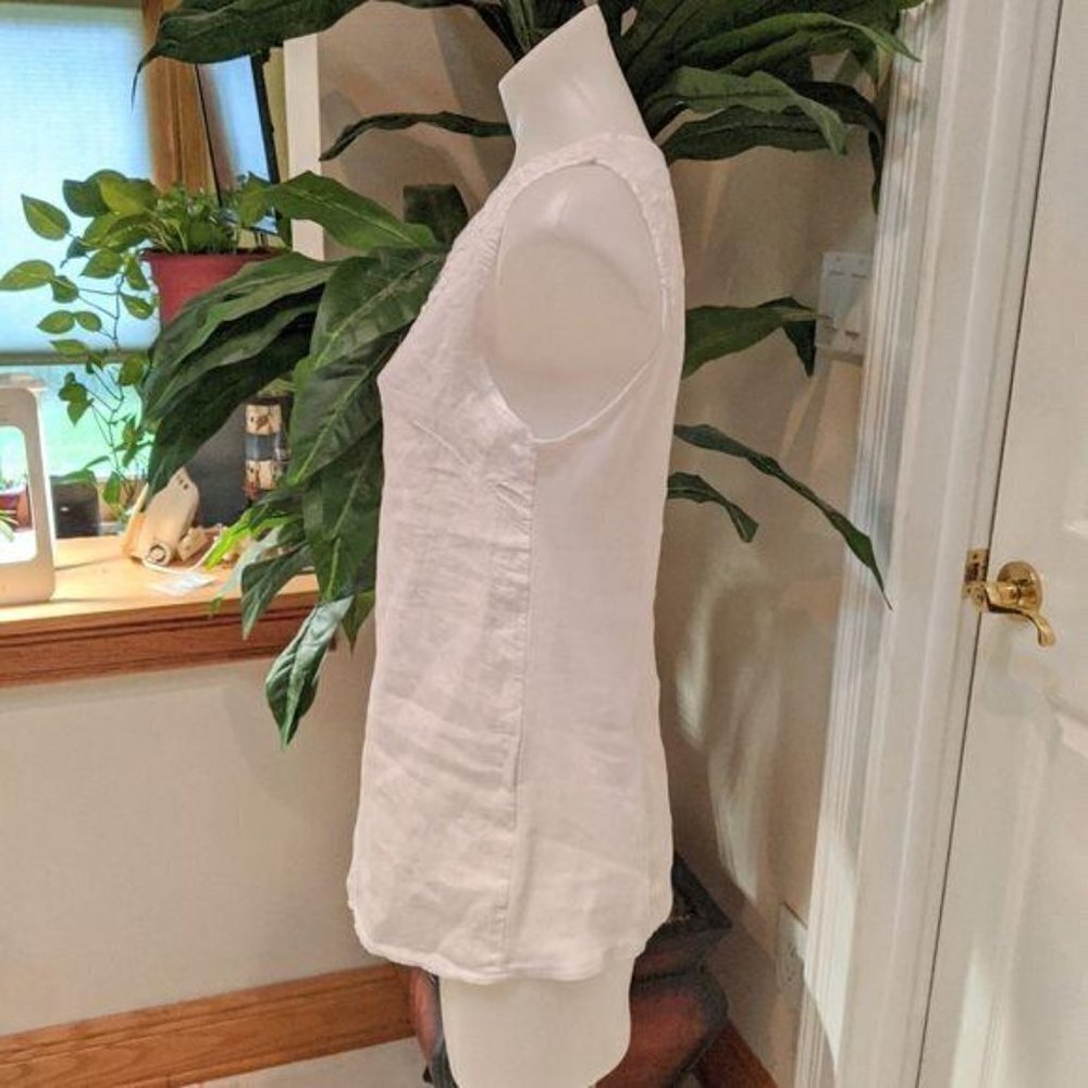Lina Tomei Women's White Linen Tank Top - Picture 8 of 9